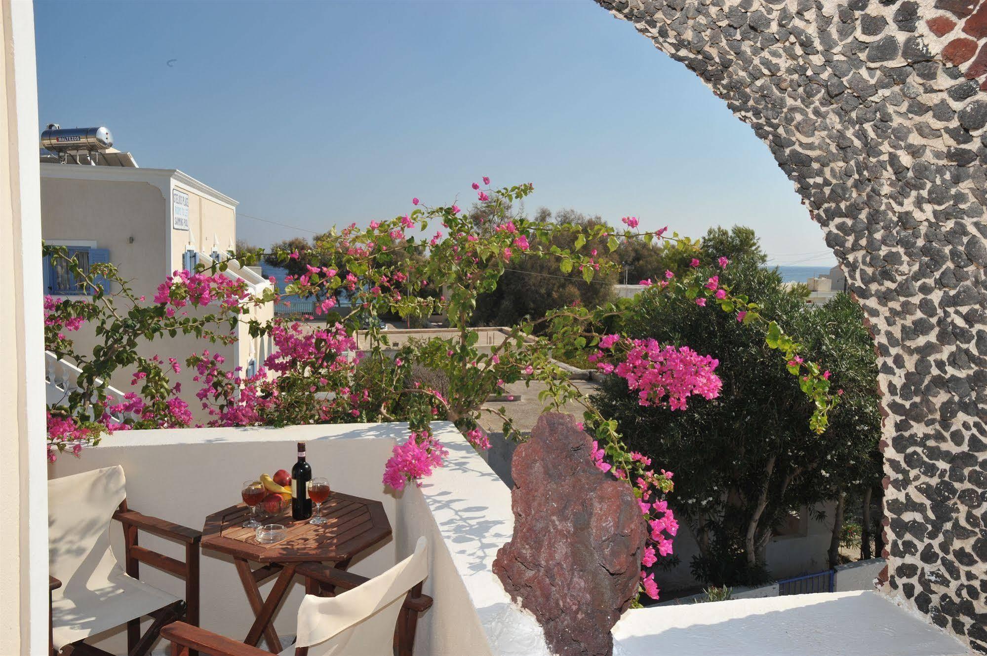 Stelios Place Perissa  Dış mekan fotoğraf